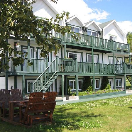 Hotel Sous La Croix 152725 Tadoussac Luaran gambar