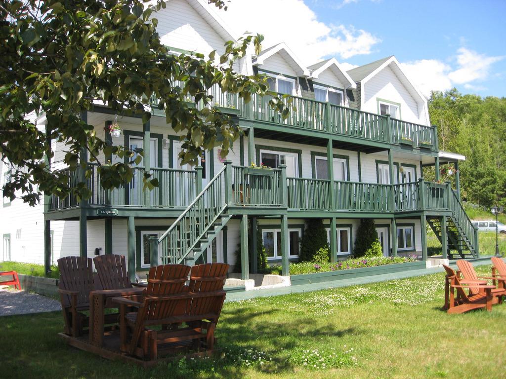 Hotel Sous La Croix 152725 Tadoussac Luaran gambar
