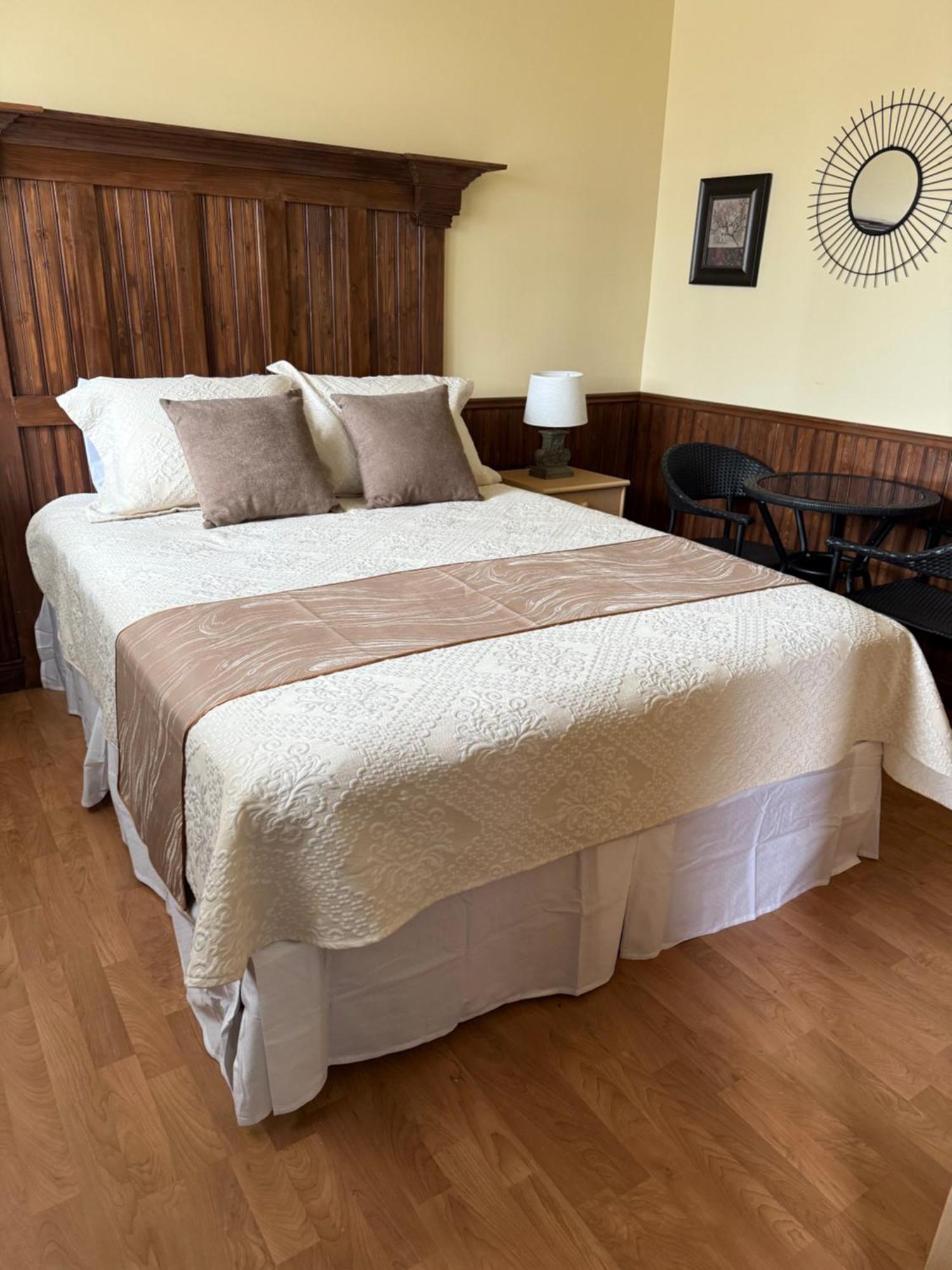 Hotel Sous La Croix 152725 Tadoussac Luaran gambar