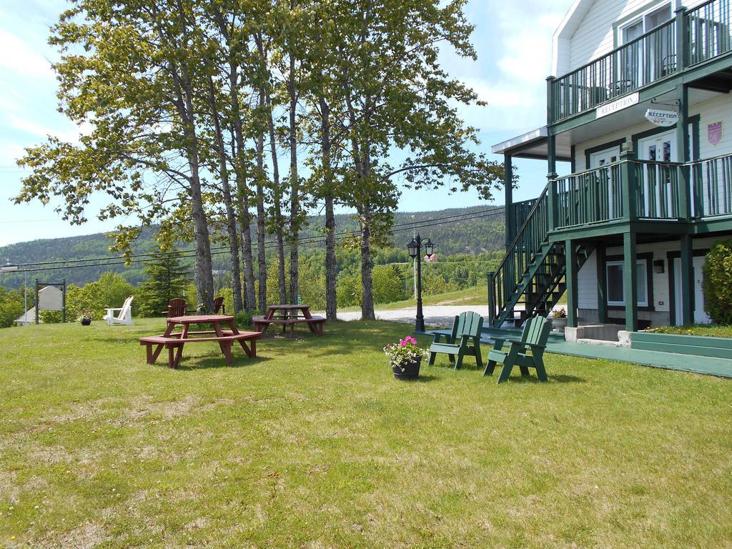 Hotel Sous La Croix 152725 Tadoussac Luaran gambar