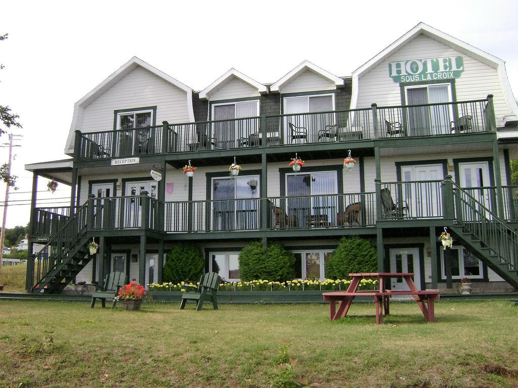 Hotel Sous La Croix 152725 Tadoussac Luaran gambar