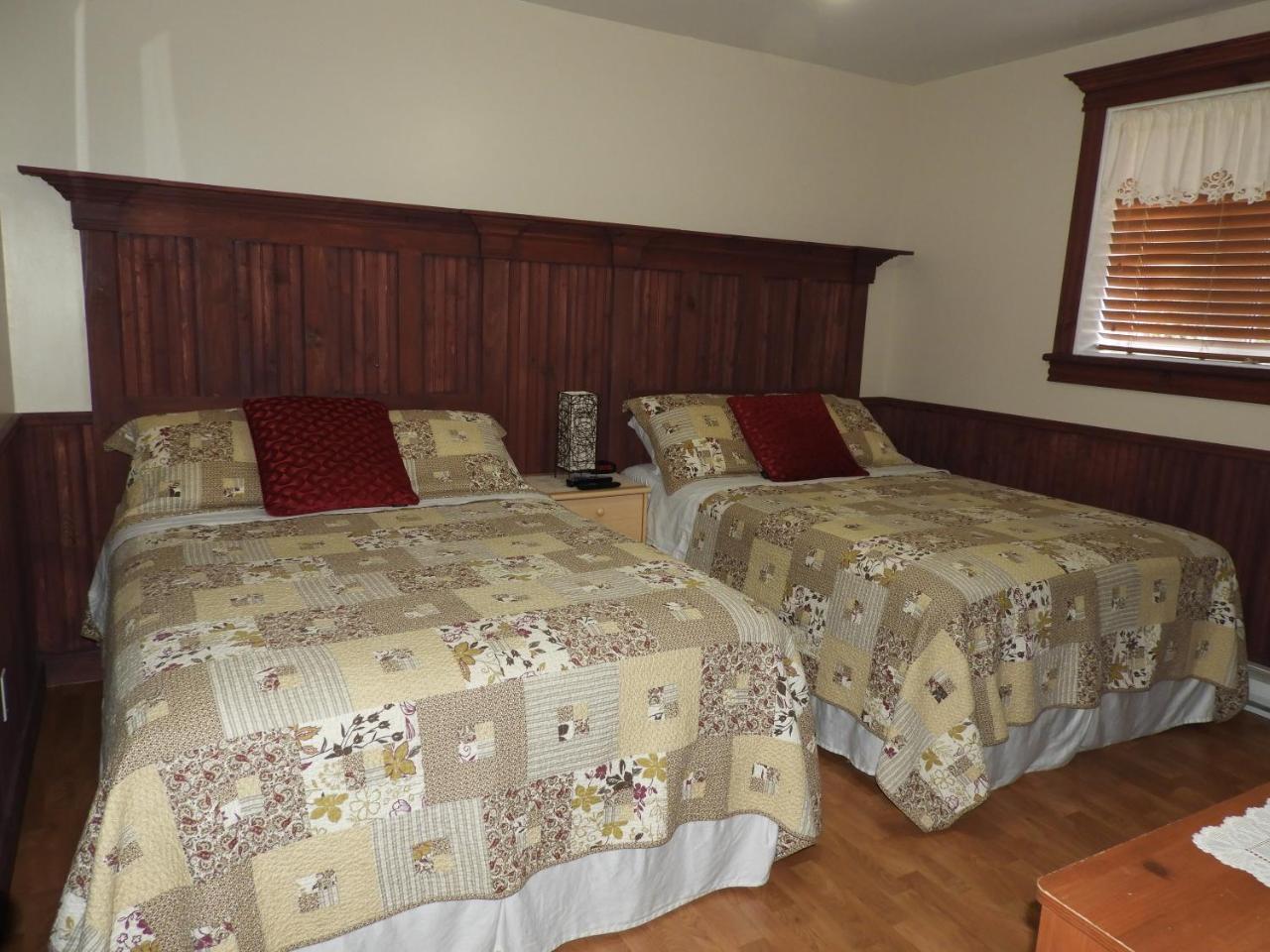 Hotel Sous La Croix 152725 Tadoussac Luaran gambar